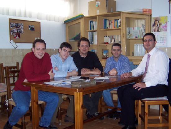 Miguel �ngel y parte del grupo de educaci�n cristiana en el tiempo libre