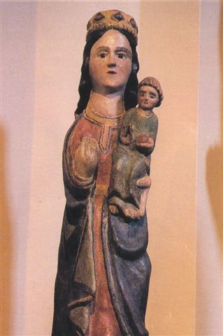 NUESTRA SEORA DE CAVARROSA, patrona de BARRIOSUSO DE VALDAVIA, de la provincia de Palencia